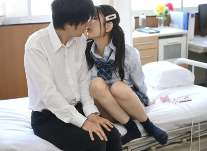 Anh nam sinh yếu đuối được khoa khôi đè ra địt trong lớp